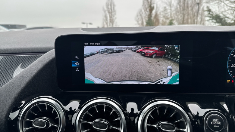 Mercedes-Benz GLA 220d 4Matic AMG Line Premium Plus 5dr Auto Diesel Hatchback